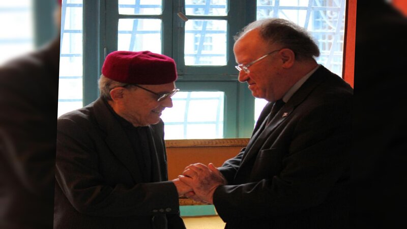 في الذكرى الثانية لرحيله .. أحمد المستيري الزعيم الوطني وأب الديمقراطية!